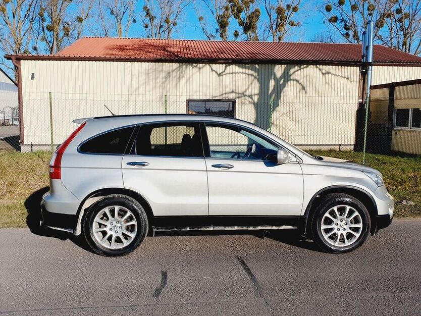 CR-V