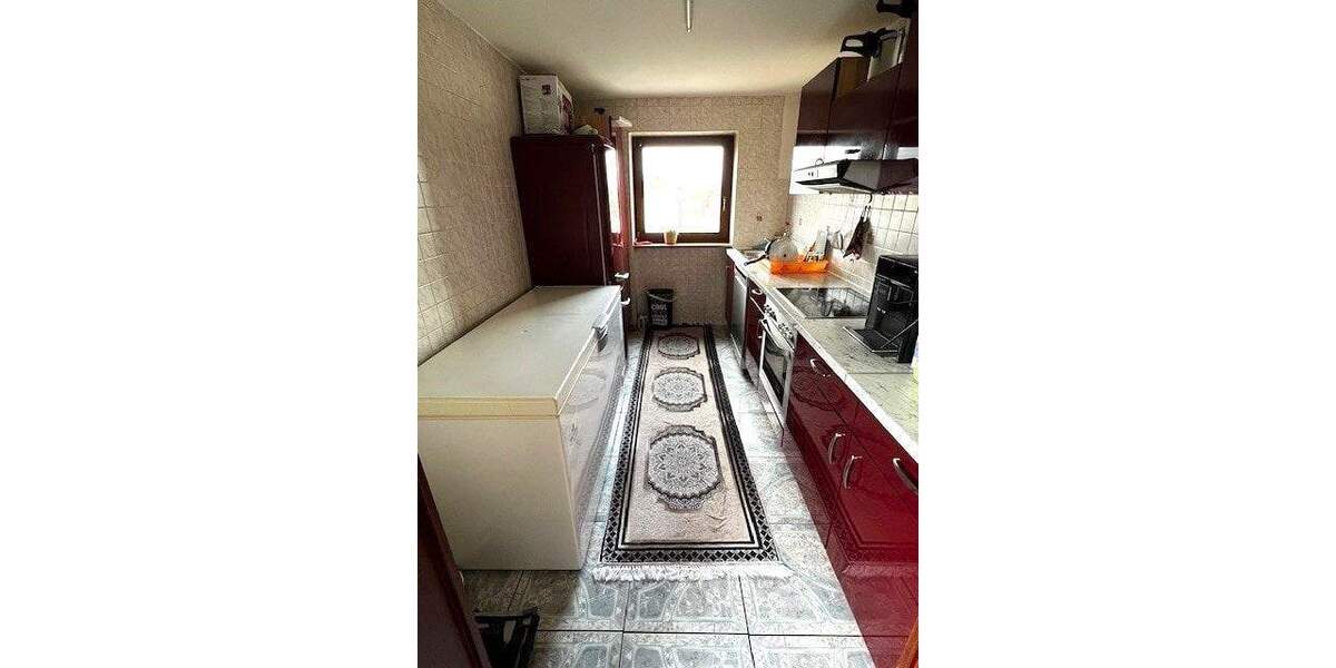 Etagenwohnung Pforzheim Nordstadt - 5 Zimmer, 137 m&sup2;, 325.000&euro; | Angebot:24859539