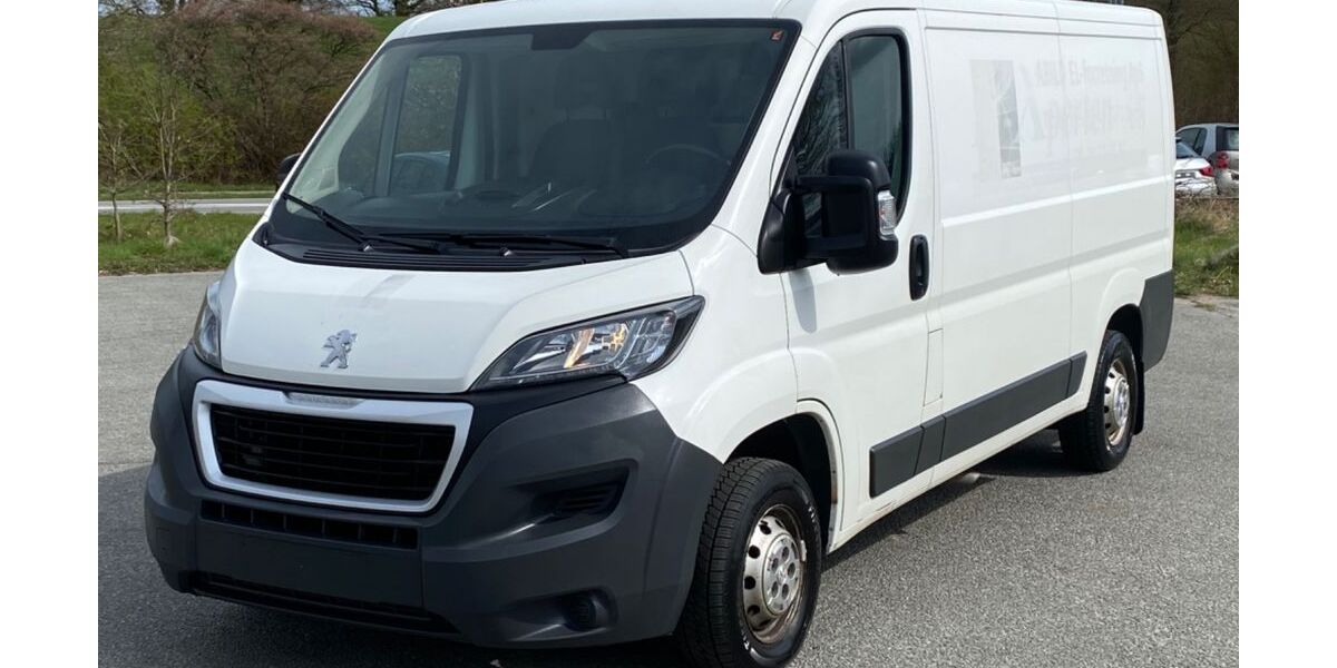 Peugeot Boxer 129.000 km 11.990 &euro; Bilschau 24988