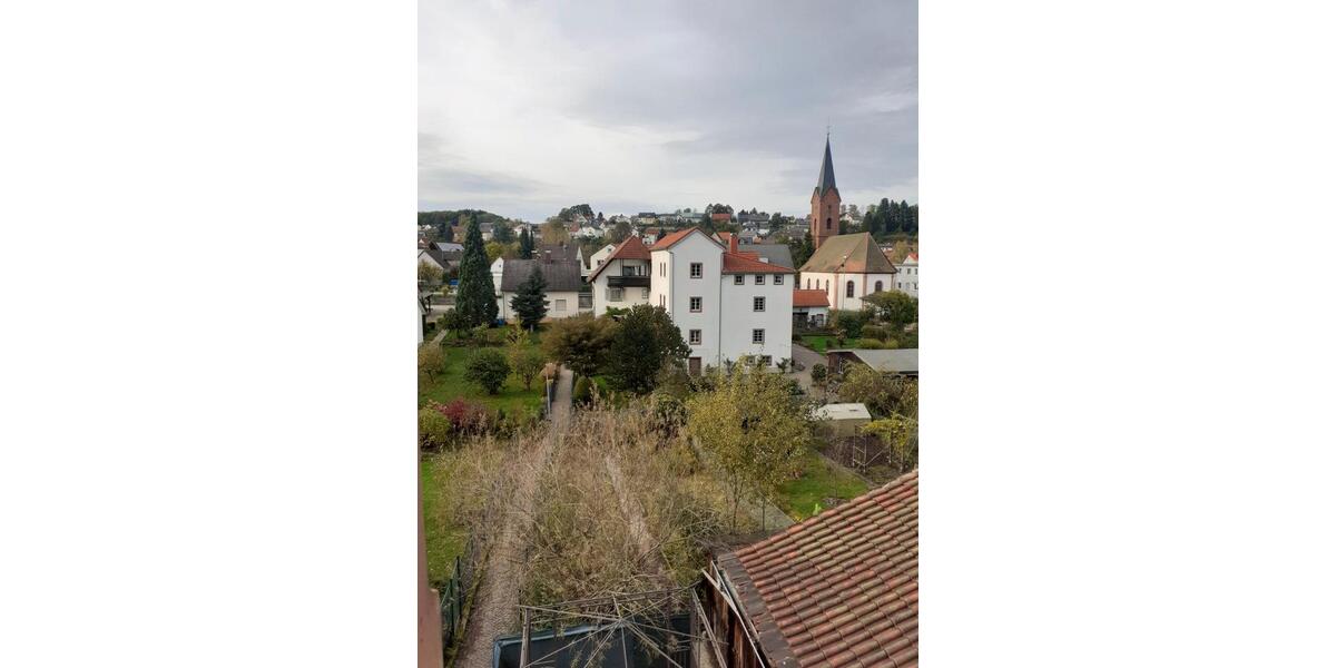 Einfamilienhaus Hochspeyer - 8 Zimmer, 194 m&sup2;, 289.000&euro; | Angebot:27062413