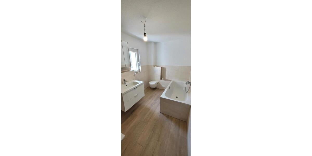 Einfamilienhaus Zeuthen - 5 Zimmer, 140 m&sup2;, 2.250&euro; | Angebot:26224359