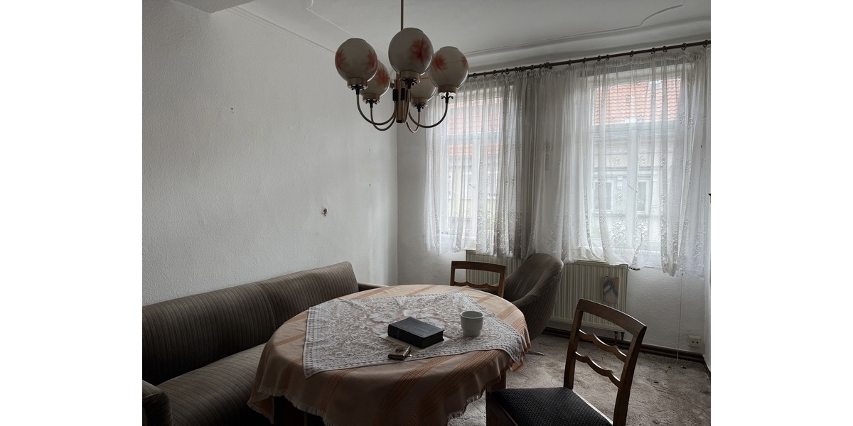 Charaktervolles Haus mit Potenzial - Mehrfamilienhaus, Wohnhaus Ohrdruf Marktstraße | Angebot:22431947