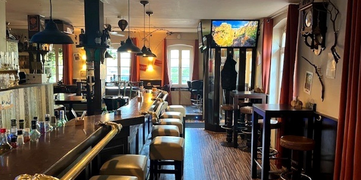 Vielseitig nutzbarer Gastronomiebetrieb im Herzen von Edesheim an der Südlichen Weinstraße - Gewerbeobjekt Edesheim | Angebot:26402571