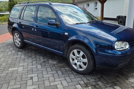 VW Golf 218.000 km 3.900 &euro; Ahnatal 34292