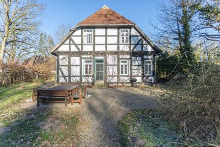 Romantisches Landhaus mit Geschichte – Wohnen in der