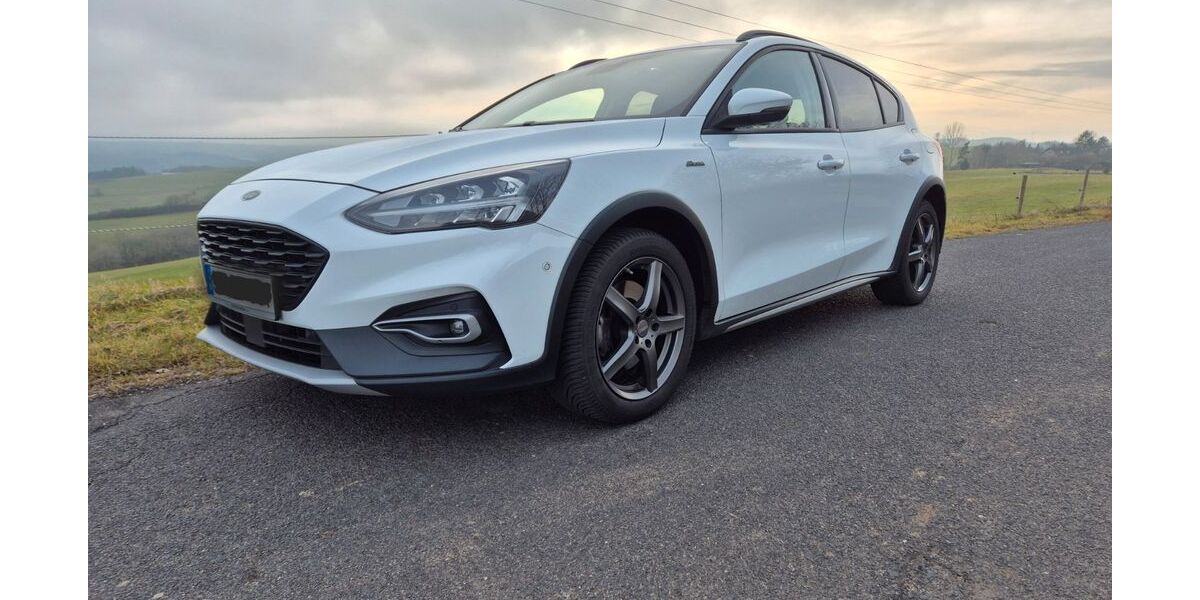 Ford Focus 112.600 km 11.999 &euro; Bad Münstereifel 53902