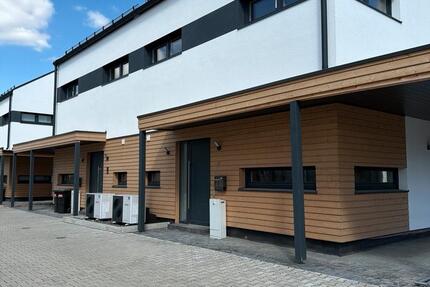 Haus Marburg - 5 Zimmer, 160 m&sup2;, 1.750&euro; | Angebot:26339621