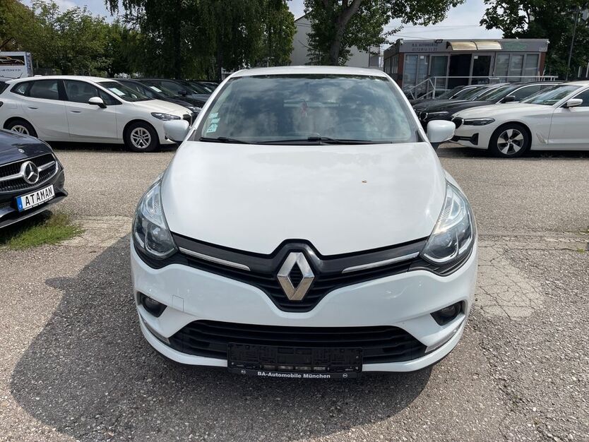 Renault Clio 168.000 km 4.350 € München 81243