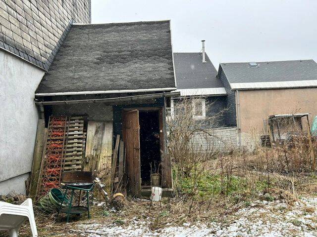 Mehrfamilienhaus, Wohnhaus Neuhaus am Rennweg Steinheid - 6 Zimmer, 190 m&sup2;, 30.000&euro; | Angebot:26156327