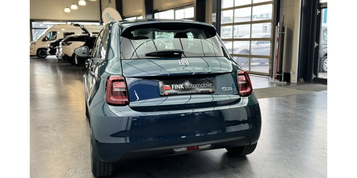 Fiat 500e Action Carplay Android Automatik 1.Hand 26.891 km 12.820 &euro; Lich 35423