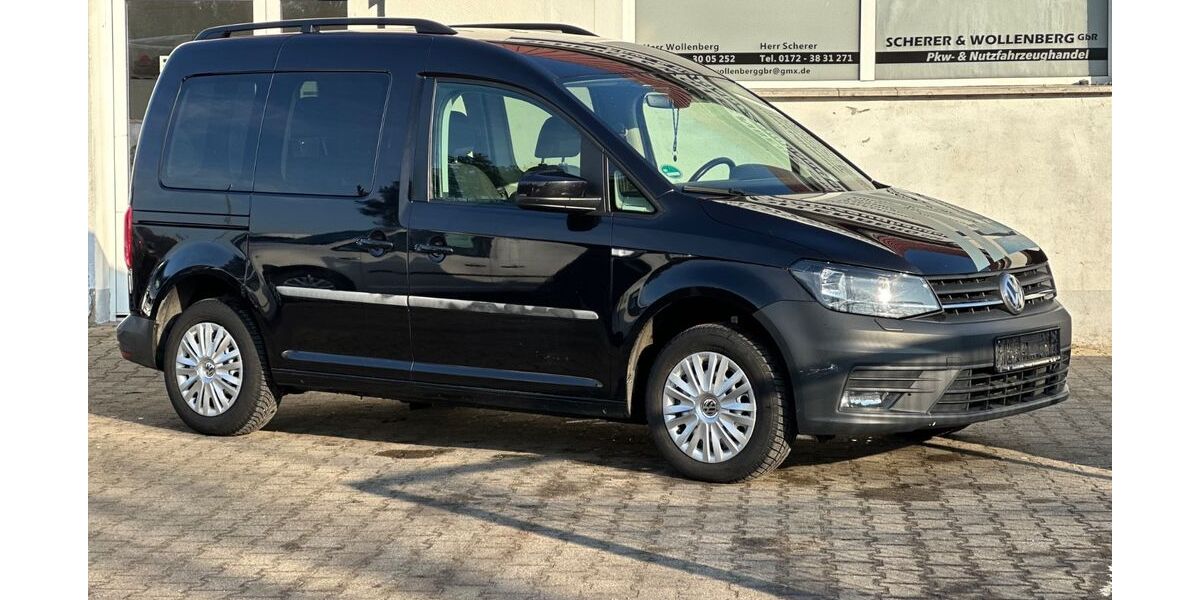 VW Caddy 175.000 km 11.950 &euro; Bandenitz 19230