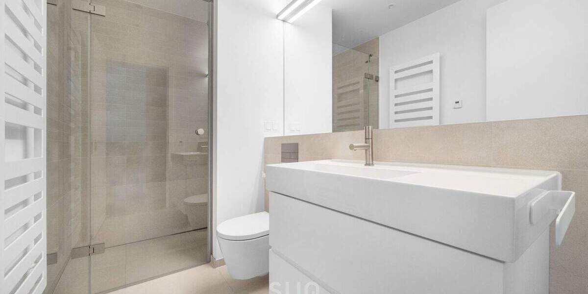 Etagenwohnung Frankfurt am Main Ostend - 2 Zimmer, 64 m&sup2;, 1.960&euro; | Angebot:25471138