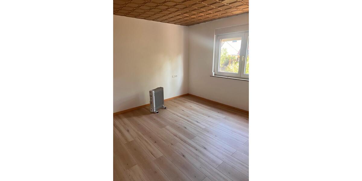 Erdgeschoßwohnung Besigheim - 3 Zimmer, 65 m&sup2;, 184.000&euro; | Angebot:27120854