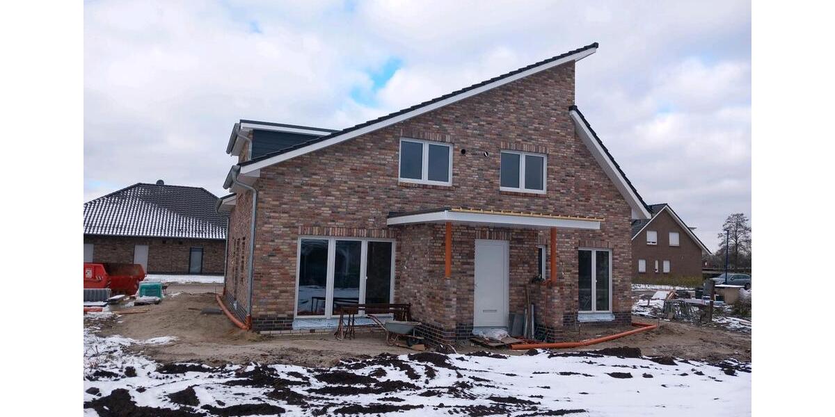 Doppelhaushälfte Barßel - 1 Zimmer, 100 m&sup2;, 1.300&euro; | Angebot:25052046