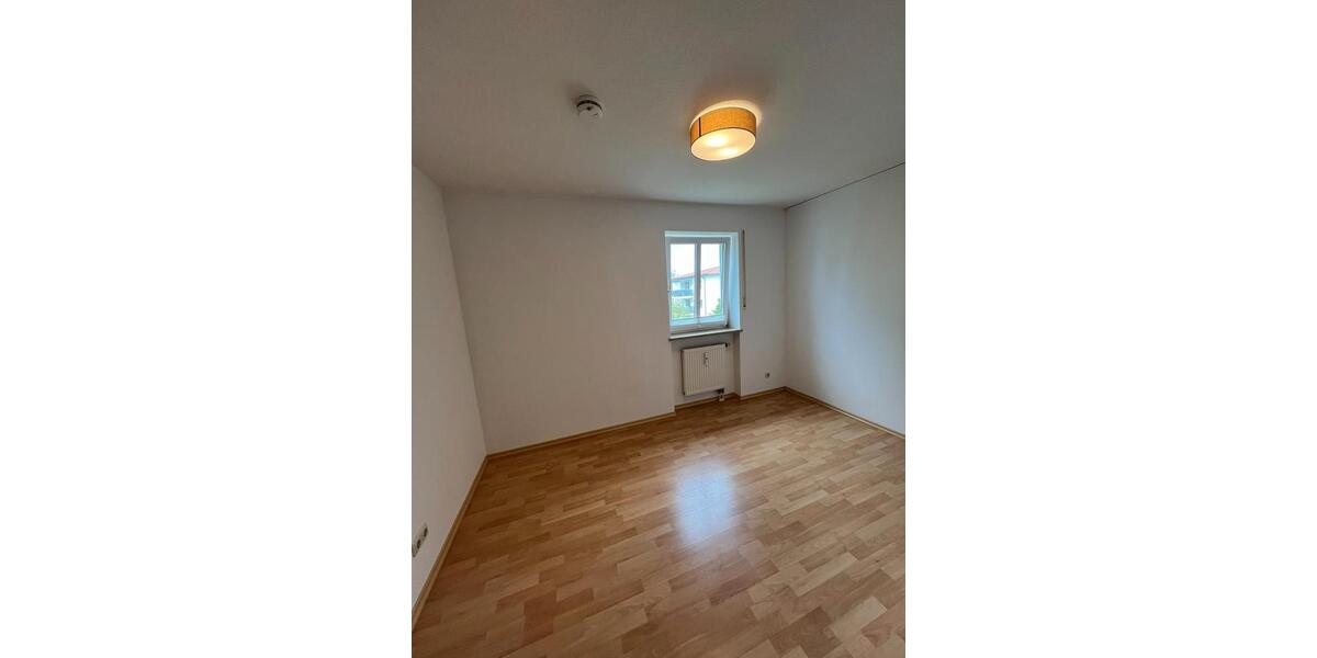 Etagenwohnung Winhöring - 3 Zimmer, 69 m&sup2;, 750&euro; | Angebot:26445841