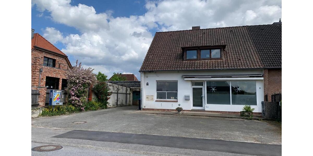 Doppelhaushälfte Bad Schwartau - 7 Zimmer, 190 m&sup2;, 249.000&euro; | Angebot:26837935
