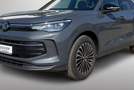 VW Tiguan 8.290 km 39.860 &euro; Helbra 06311