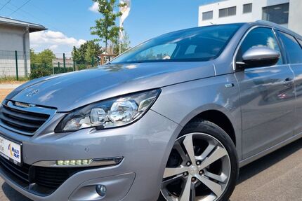 Peugeot 308 100.000 km 7.490 &euro; Freiburg 79111
