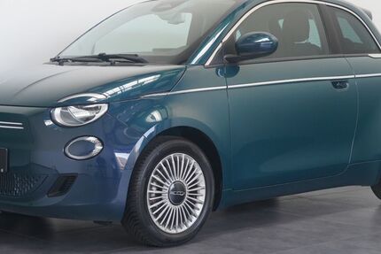 Fiat 500e 13.152 km 17.380 &euro; Wiesbaden 65205