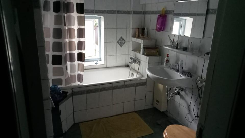 Bauernhaus, Landhaus Wingst - 6 Zimmer, 200 m&sup2;, 285.000&euro; | Angebot:25218343