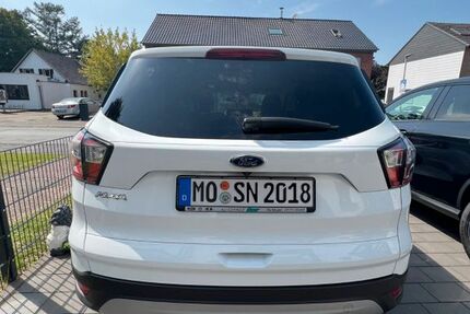 Ford Kuga 155.555 km 13.399 &euro; Dinslaken 46537
