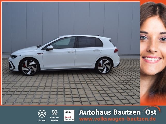 VW Golf 32.717 km 27.360 &euro; Bautzen 02625