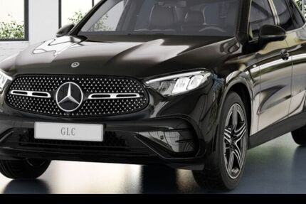 Mercedes-Benz GLC 300 9.900 km 65.300 € Berlin 10587