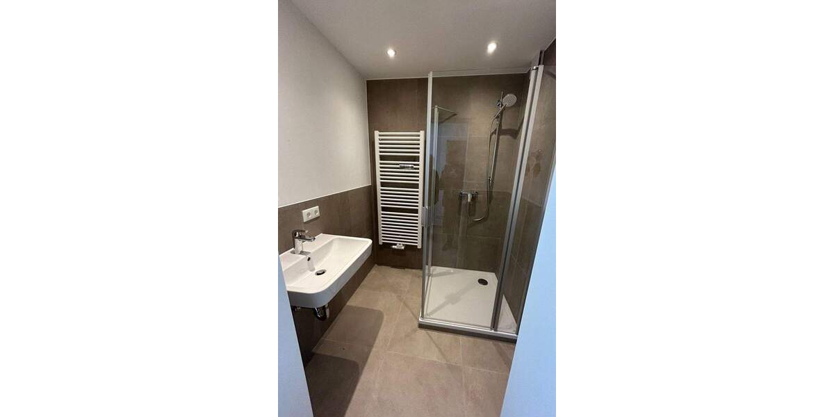 Etagenwohnung Plattling - 3 Zimmer, 82 m&sup2;, 248.000&euro; | Angebot:25770612
