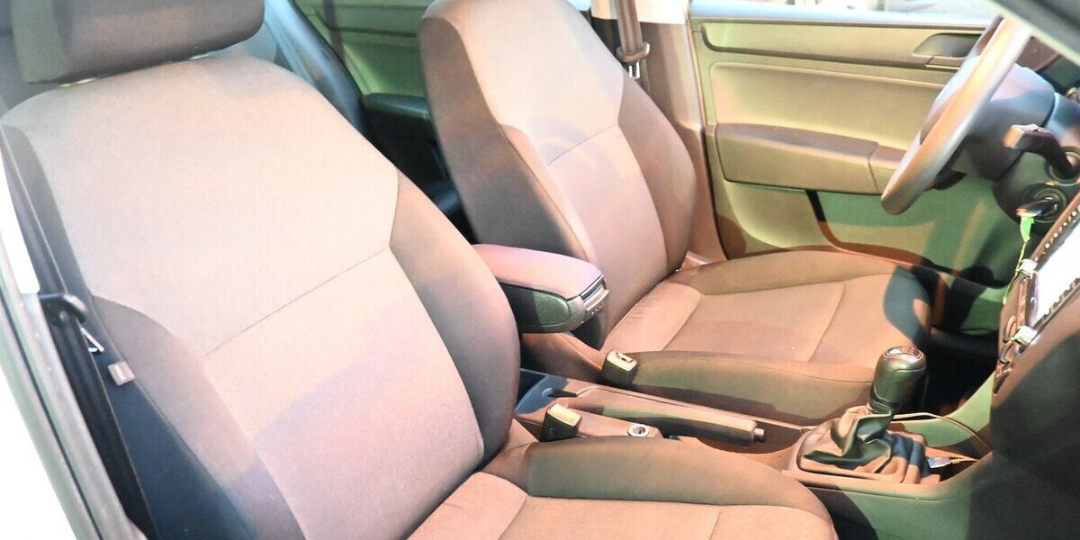 Skoda Rapid Spaceback 1.2 mit NAVI Steuerkette neu!!! 175.000 km 5.300 &euro; Seevetal - Hittfeld 21218