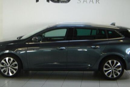 Renault Megane 14.935 km 26.490 € Saarbrücken 66115