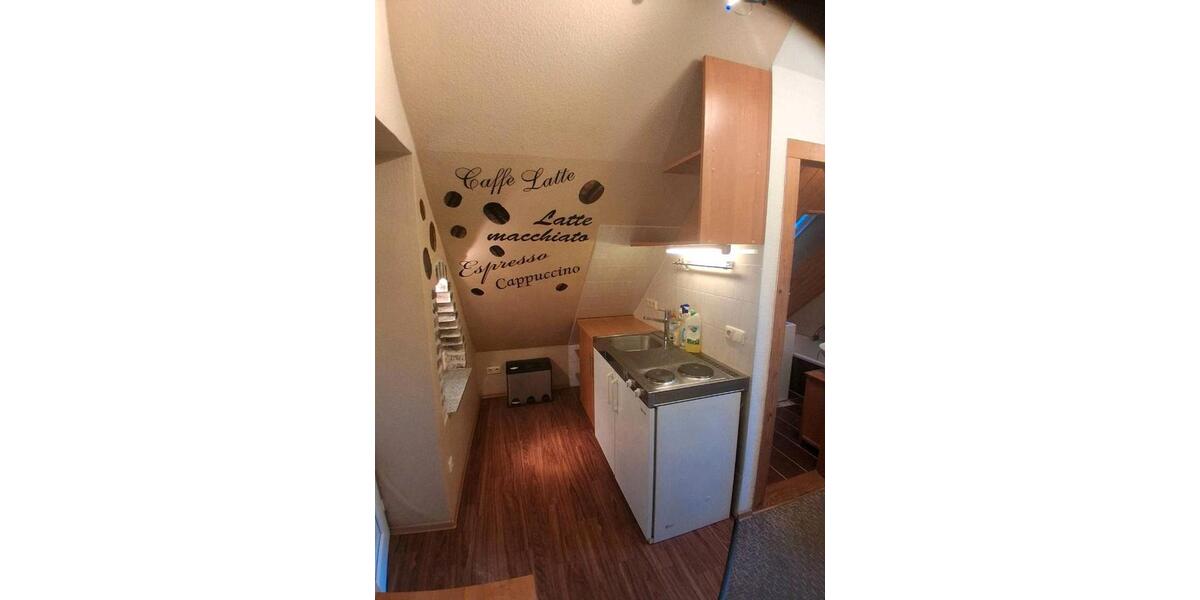 Dachgeschoßwohnung Markersdorf - 1 Zimmer, 25 m&sup2;, 320&euro; | Angebot:26602732