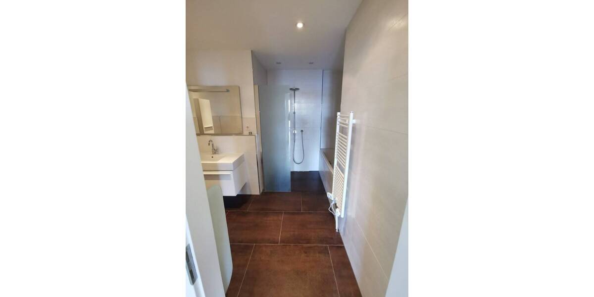 Etagenwohnung Schwerin Werdervorstadt - 3 Zimmer, 104 m&sup2;, 600.000&euro; | Angebot:26276361