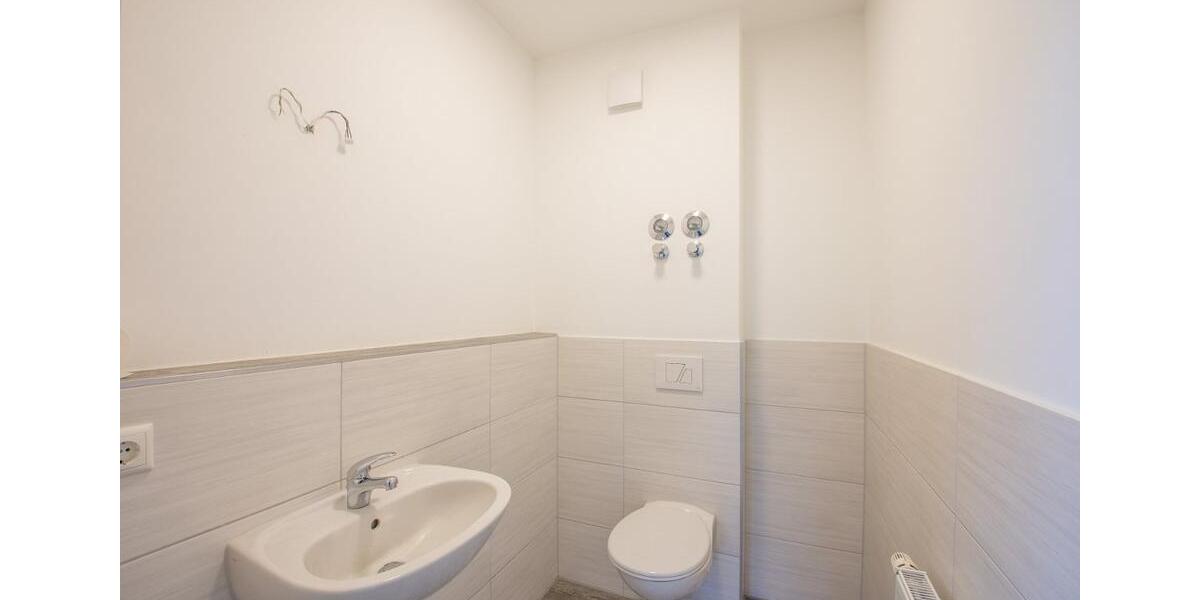 Dachgeschoßwohnung Neuruppin - 5 Zimmer, 143 m&sup2;, 339.000&euro; | Angebot:26874636