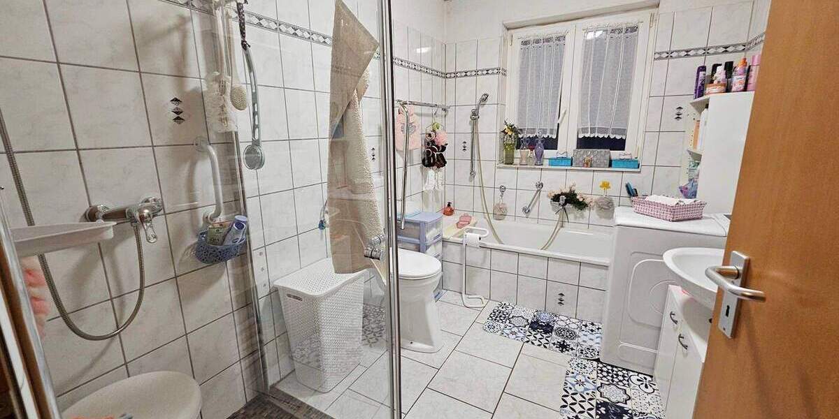 Mehrfamilienhaus, Wohnhaus Burscheid / Heddinghofen Burscheid - 2 Zimmer, 445 m&sup2;, 649.000&euro; | Angebot:25289600