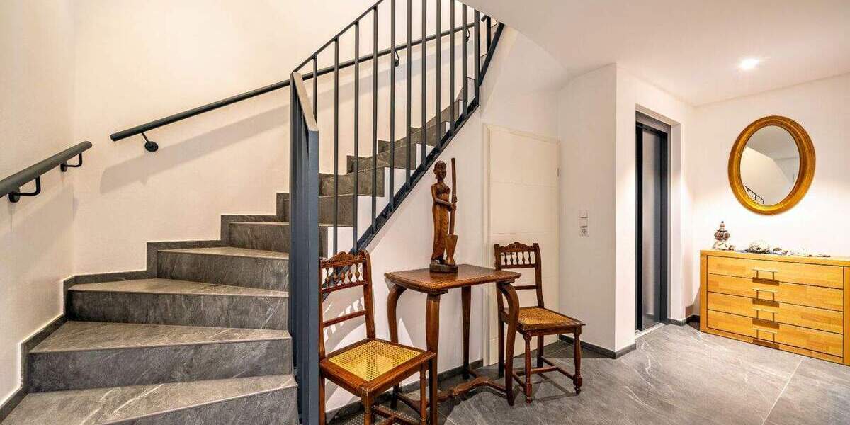 Einfamilienhaus Brühl - 9 Zimmer, 320 m&sup2;, 1.649.000&euro; | Angebot:25337935