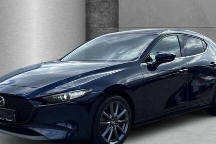 Mazda 3 50.775 km 25.420 &euro; Hamburg 22529