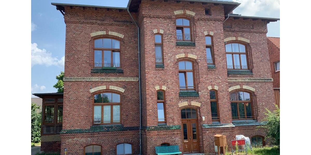 Dachgeschoßwohnung Waren (Müritz) - 2 Zimmer, 64 m&sup2;, 670&euro; | Angebot:26325872