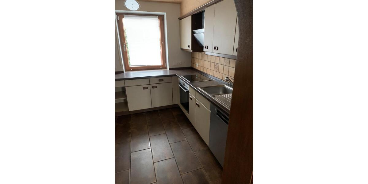 Erdgeschoßwohnung Luhe-Wildenau Wildenau - 4 Zimmer, 90 m&sup2;, 650&euro; | Angebot:26136132