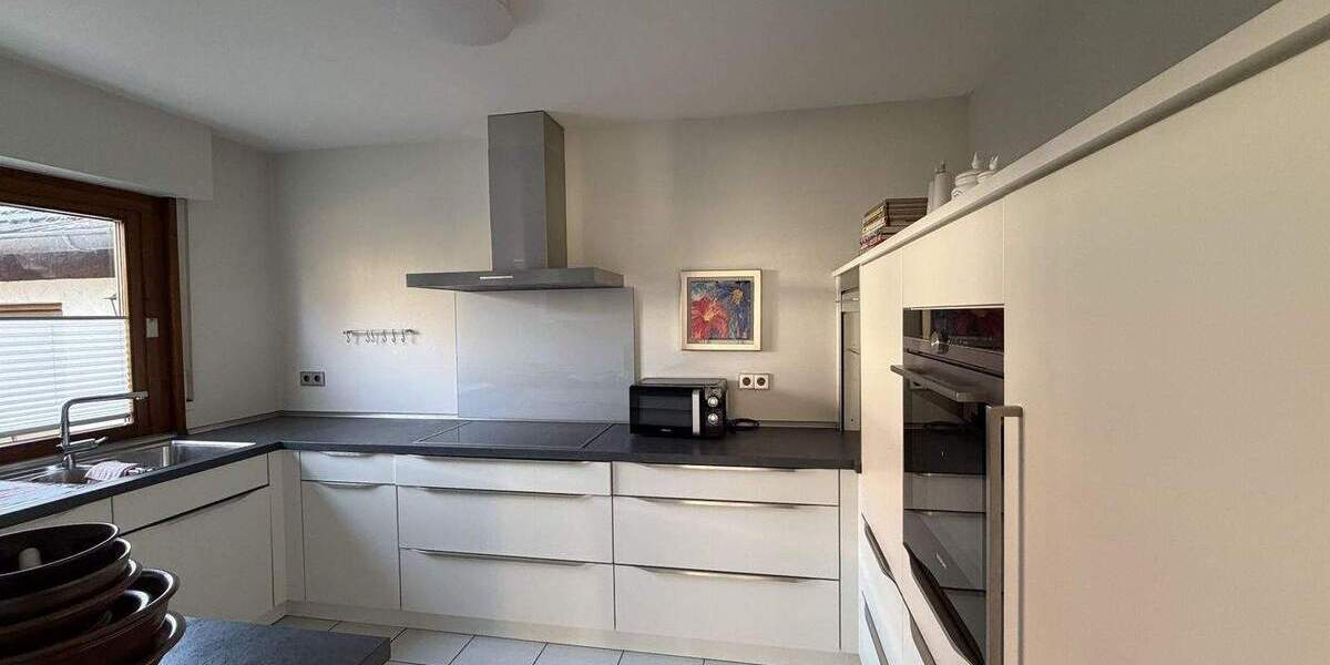 Einfamilienhaus Gärtringen - 3 Zimmer, 131 m&sup2;, 1.950&euro; | Angebot:25800926