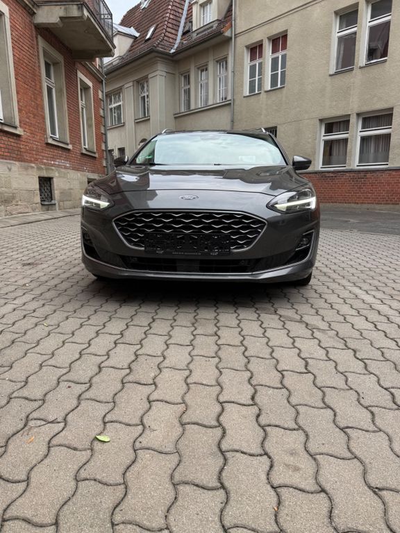 Ford Focus 128.837 km 14.300 € Coburg 96450