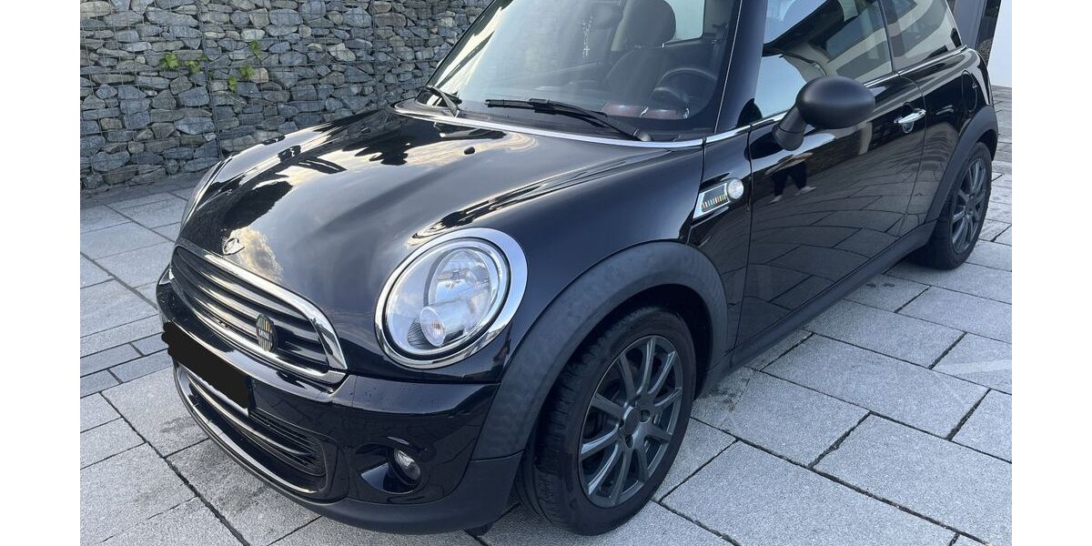 Mini ONE 116.960 km 4.500 &euro; Aicha vorm Wald 94529