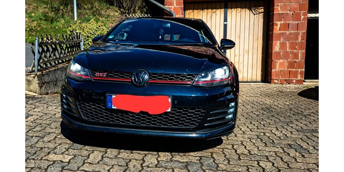 VW Golf 143.000 km 11.700 &euro; Mespelbrunn 63875