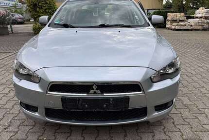 Mitsubishi Lancer 149.000 km 3.300 &euro; Dresden 01239