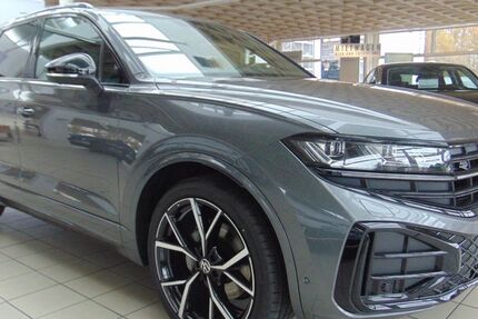 VW Touareg 9.999 km 77.890 &euro; Lauta 02991