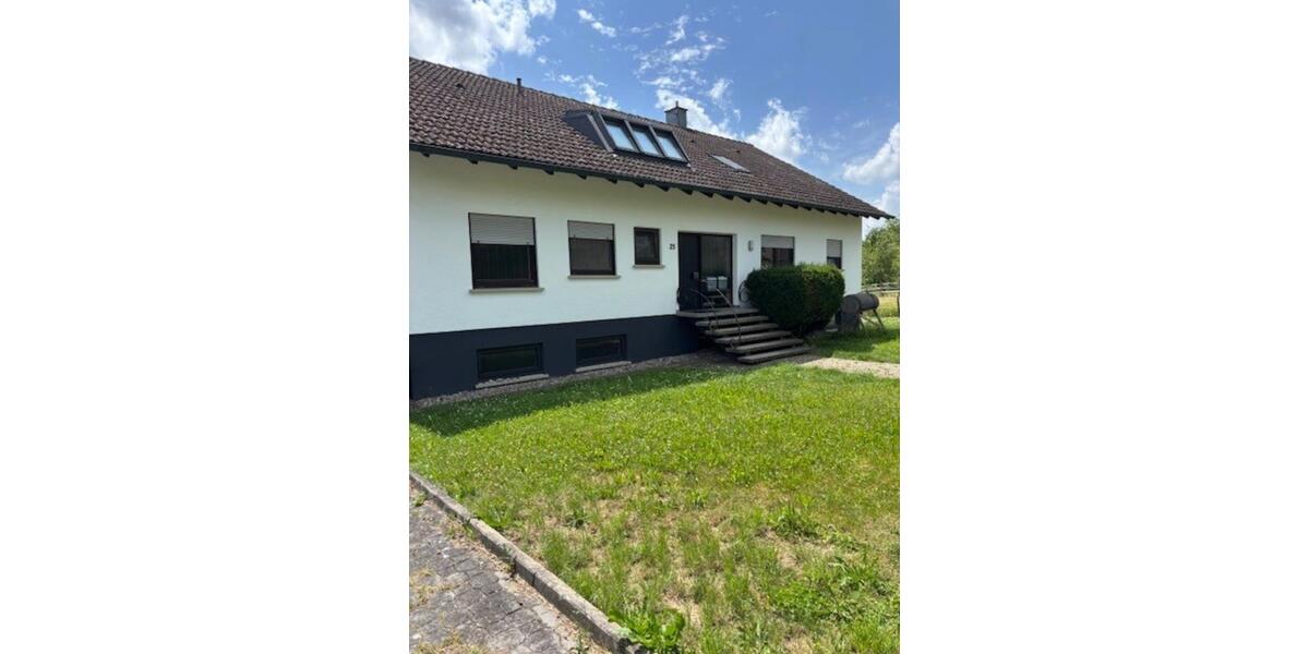 Erdgeschoßwohnung Gerabronn - 6 Zimmer, 140 m&sup2;, 289.000&euro; | Angebot:21271276