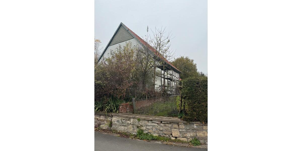 Bauernhaus, Landhaus Dörentrup - 8 Zimmer, 180 m&sup2;, 80.000&euro; | Angebot:26412500
