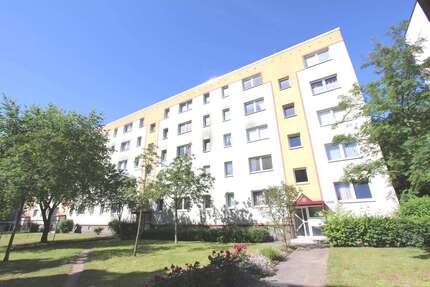 Wohnung Schwerin Mueßer Holz - 4 Zimmer, 79 m&sup2;, 435&euro; | Angebot:19459047