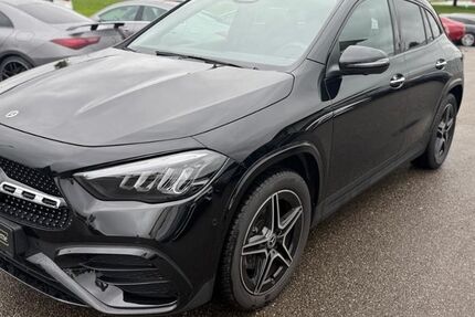 Mercedes-Benz GLA 200 12.327 km 44.440 € Rottweil 78628