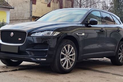 Jaguar F-Pace 231.000 km 10.900 &euro; München 81539