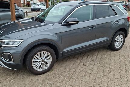 VW T-Roc 49.500 km 19.690 &euro; Meldorf 25704